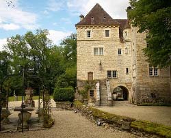 Ein Schloss als Ferienhaus - Objekt 16375 in Voutenay-sur-Cure 